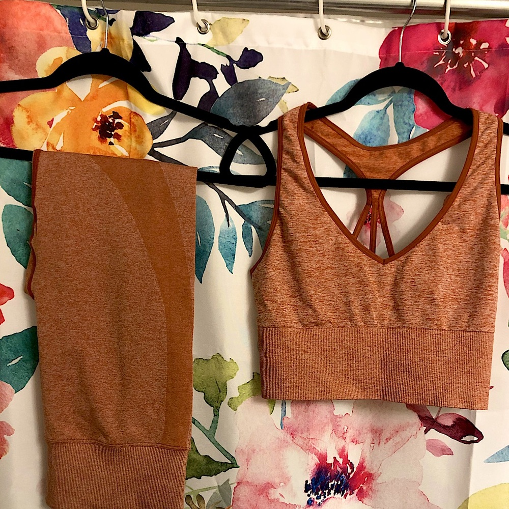 Victoria’s Secret Bra and Legging Set L